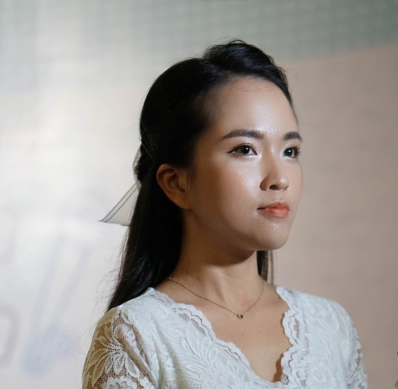 Cô giáo trẻ Lê Hoàng Ngân nung nấu ý định tạo nên một tổ chức mang đến cho bệnh nhân ung thư đúng điều họ cần. (Nguồn ảnh: tuoitre.vn)